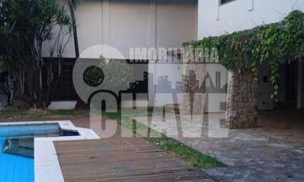Vende-se Mansão no Jardim Colina Verde com 4 Suítes em Londrina-PR