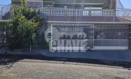 Sobrado à venda na Rua Jacira Messias Leama , Jardim Vale Azul, LONDRINA - PR