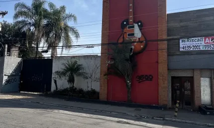 Barracão / Galpão / Depósito para alugar na Rua Acácio Ferreira, 3600, Jardim Três Marias, Taboão da Serra