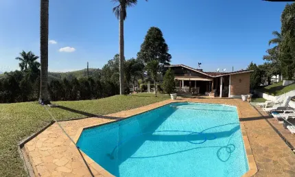 Refúgio de Campo com Vista Deslumbrante para as Montanhas