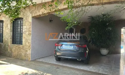 Casa com 4 quartos à venda na Rua Itália, 550, Vila Prado, São Carlos, 330 m2 por R$ 960.000
