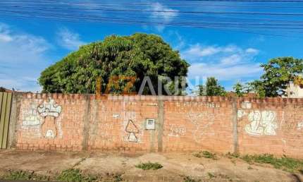 Terreno à venda na Rua Antonio Genovese, Parque Fehr, São Carlos por R$ 277.000
