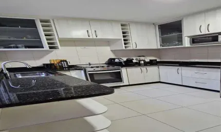 Casa com 2 quartos à venda no Jardim Três Marias, São Paulo 