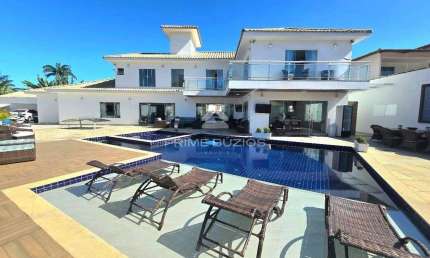 Casa independente à venda com 10 quartos, 8 suítes, piscina em Geriba, Armação dos Buzios RJ