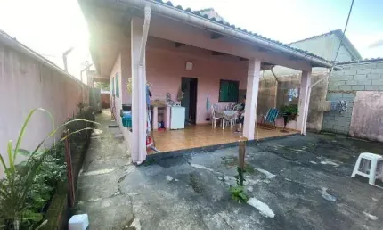 Casa barata lado praia - Espaçosa e Rua Pavimentada