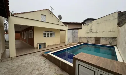 Casa com Piscina à Venda no Grandesp – Itanhaém/SP | 1.100m da Praia | Aceita Financiamento