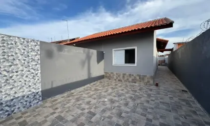 Essa vende rápido - Casa com Piscina à Venda no Bairro Jamaica – Itanhaém/SP | Lado Praia | Aceita Financiamento