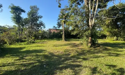 Refúgio com Escritura e Liberação Ambiental! Chácara com 800m² em Itanhaém – Pronta pra Curtir ou Investir!