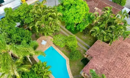 Mansão com 900m² a 200m da Praia! 5 Dormitórios, Piscina, Escritura e FGTS em Itanhaém!