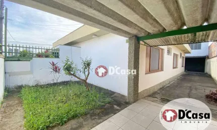 Casa térrea à venda, de esquina e ampla, para fim comercial ou residencial, no bairro Vila das Graças, Taubaté-SP