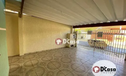 Sobrado à venda com 2 quartos e edícula, na região da Independência, Taubaté - SP.