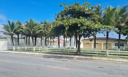 Casa para Venda em Peruíbe, Oasis, 4 dormitórios, 2 suítes, 2 banheiros, 6 vagas