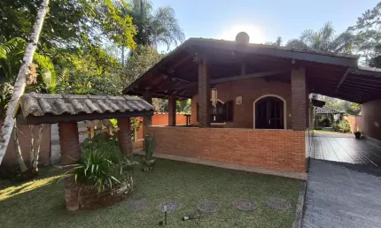 Casa para Venda em Peruíbe, Guaraú, 2 dormitórios, 1 banheiro, 3 vagas