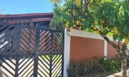 Casa 2 dormitórios para Venda em Peruíbe, Centro, 2 dormitórios, 1 suíte, 2 banheiros, 2 vagas