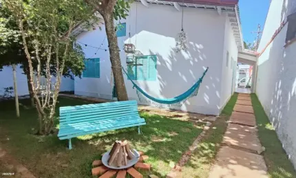 Casa na Praia para Venda em Peruíbe, Stella Maris, 4 dormitórios, 1 suíte, 3 banheiros, 4 vagas