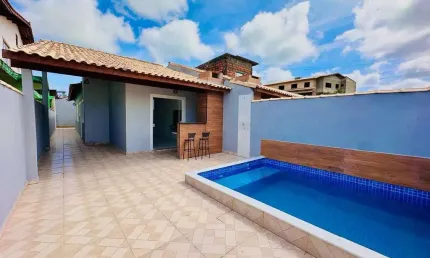 Casa para Venda em Itanhaém, Bopiranga, 2 dormitórios, 1 suíte, 1 banheiro, 2 vagas