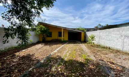 Casa para Venda em Itanhaém, Luizamar Mirim, 2 dormitórios, 2 banheiros, 3 vagas