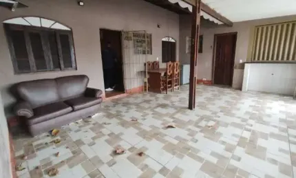 Casa para Venda em Itanhaém, Balneário Gaivota, 2 dormitórios, 2 suítes, 1 banheiro, 5 vagas