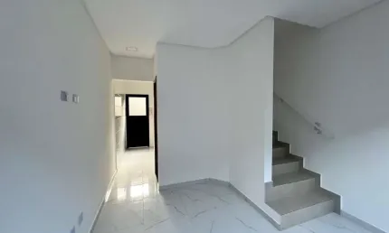 Casa para venda em praia grande, caiçara, 2 dormitórios, 2 banheiros, 1 vaga