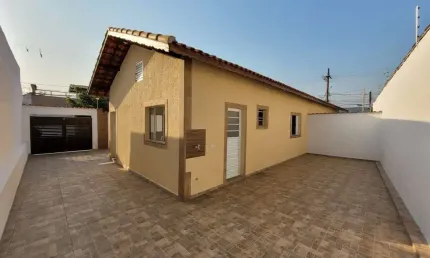 Casa para Venda em Itanhaém, Nova Itanhaém, 2 dormitórios, 1 banheiro, 4 vagas
