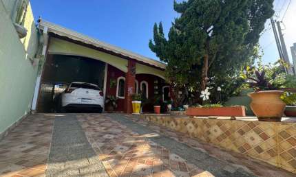 Casa para Venda em Peruíbe, Três Marias, 3 dormitórios, 1 suíte, 1 banheiro, 2 vagas