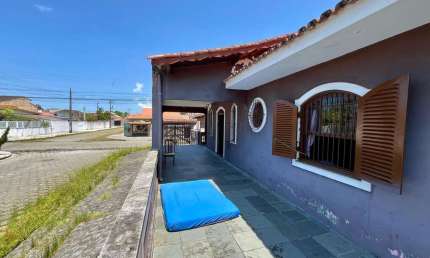 Casa para Venda em Peruíbe, 0ASIS, 3 dormitórios, 1 suíte, 2 banheiros, 6 vagas