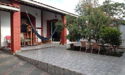 Casa para Venda em Peruíbe, Balneario Josedy, 2 dormitórios, 1 suíte, 1 banheiro, 3 vagas