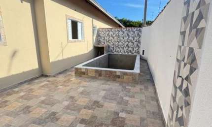 Casa para Venda em Itanhaém, Jardim Grandesp, 2 dormitórios, 1 suíte, 1 banheiro, 3 vagas