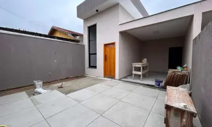 Casa para Venda em Peruíbe, São João Batista, 2 dormitórios, 1 suíte, 1 banheiro, 1 vaga