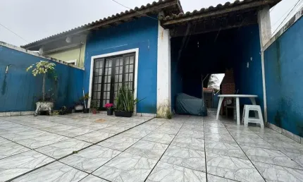 Casa para Venda em Itanhaém, Jardim Grandesp, 2 dormitórios, 1 suíte, 1 banheiro, 2 vagas