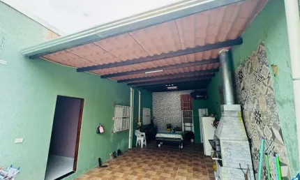 Casa para Venda em Itanhaém, Balneário Gaivota, 2 dormitórios, 1 suíte, 2 banheiros, 4 vagas