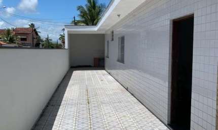 Casa para Venda em Itanhaém, Jardim Grandesp, 4 dormitórios, 1 suíte, 1 banheiro, 8 vagas