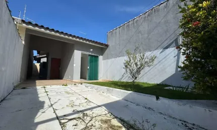 Casa para Venda em Peruíbe, Balneario São João Batista, 2 dormitórios, 1 suíte, 1 banheiro, 2 vagas