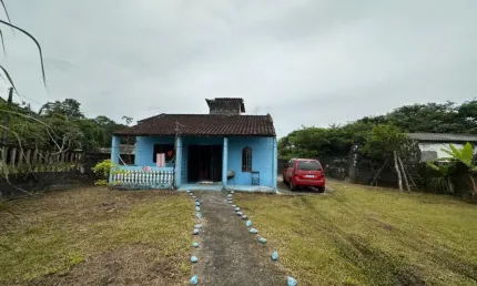 casa na praia com 2 quartos em Itanhaém por R$ 160.000,00