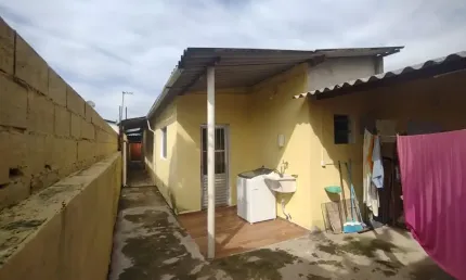 Casa na praia com 2 quartos em itanhaém por  r$ 155.000,00