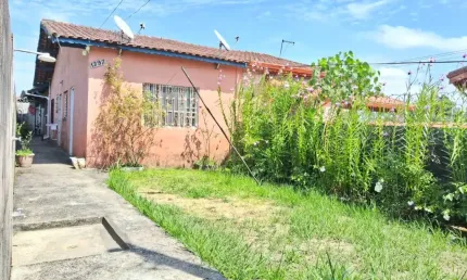 Casa na praia com 2 quartos em itanhaém por r$ 200.000,00