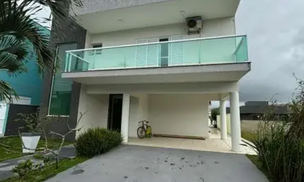 Casa de alto padrão no Bougainville 4 - R$ 1.350.000,00.
