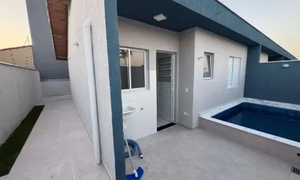 Casa em Condomínio para Venda em Itanhaém, 2 dormitórios, 1 suíte, 1 banheiro, 1 vaga