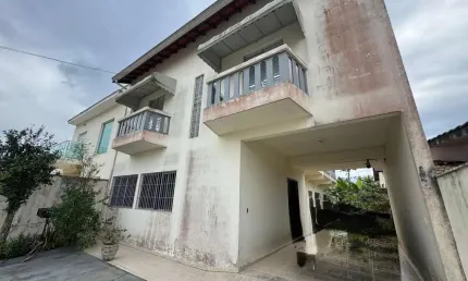 Casa para Venda em Peruíbe, Jardim Casablanca, 6 dormitórios, 6 suítes, 1 banheiro, 5 vagas