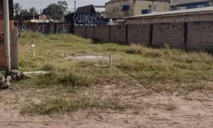 Terreno à venda na Praça Ângelo Guerra, 098, Jardim das Palmeiras, Itanhaém