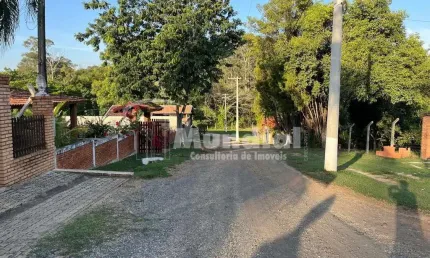 Chácara / sítio com 3 quartos à venda na Lambari, 103, Zona Rural, Laranjal Paulista por R$ 650.000