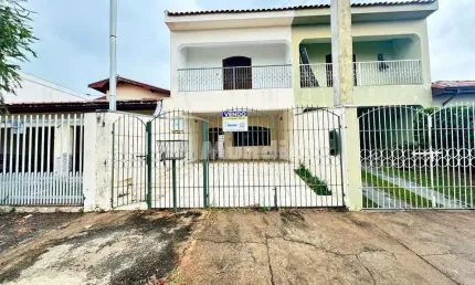 Casa com 3 quartos à venda na Jasmins, 475, Jardim 10 de Outubro, Laranjal Paulista por R$ 440.000