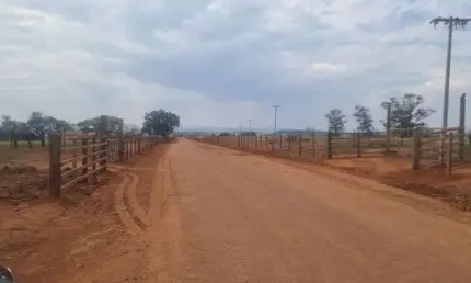 Chácara / sítio à venda na Estrada Municipal Isaias Bataglini Lrp-182, 1, Maristela, Laranjal Paulista por R$ 900.000
