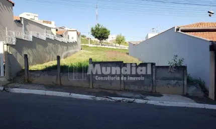 Terreno à venda na joaquim teixeira assumpção, vila toti, laranjal paulista por r$ 185.000