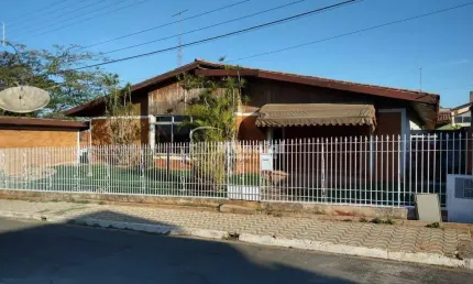 Casa com 4 quartos à venda na Alfredo Barbieri, 40, Vila Conceição, Laranjal Paulista por R$ 1.500.000