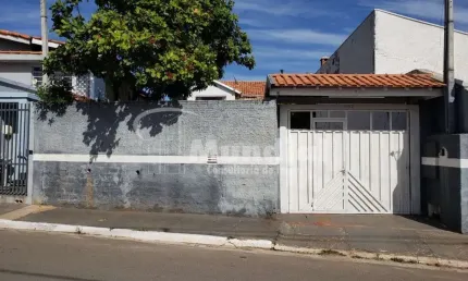 Casa com 3 quartos à venda na Governador Pedro de Toledo, 692, Centro, Laranjal Paulista por R$ 500.000