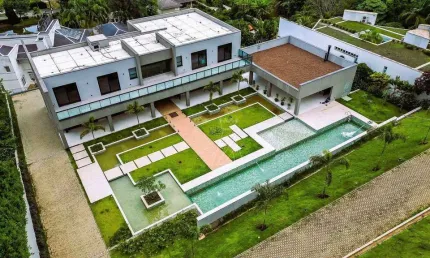 Casa em condomínio fechado com 4 quartos à venda na Avenida Barretos, --, Tamboré, Barueri