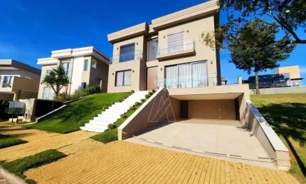 Casa para venda em Alphaville - Condomínio Burlemarx
