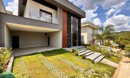 Casa Nova de Alto Padrão no Residencial Itahyê em Alphaville