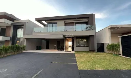 Casa para venda em Alphaville - Condomínio Campos do Conde